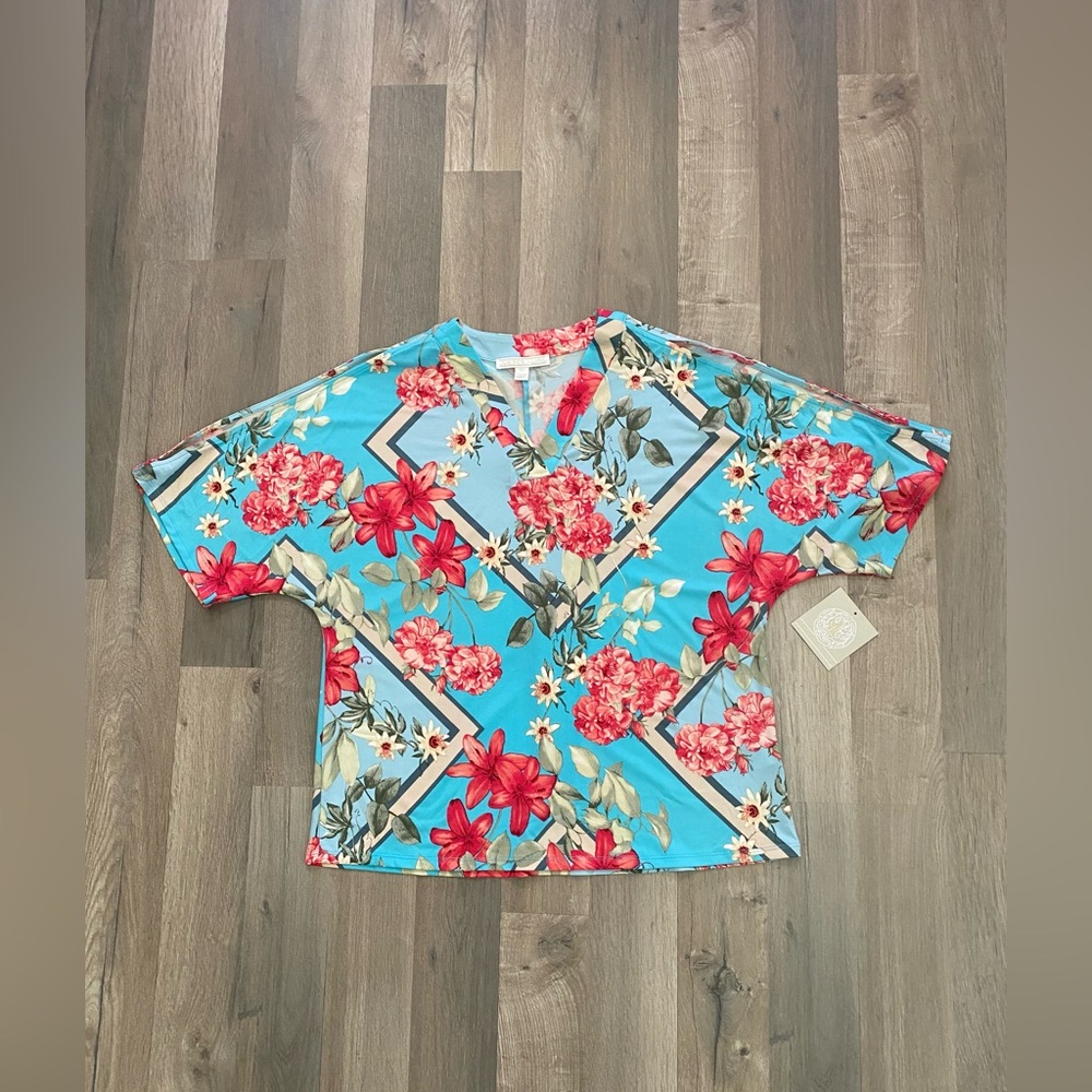 Blouse Cold Shoulder Petite Large Juniper and Lime Floral Lightweight V-Neck New